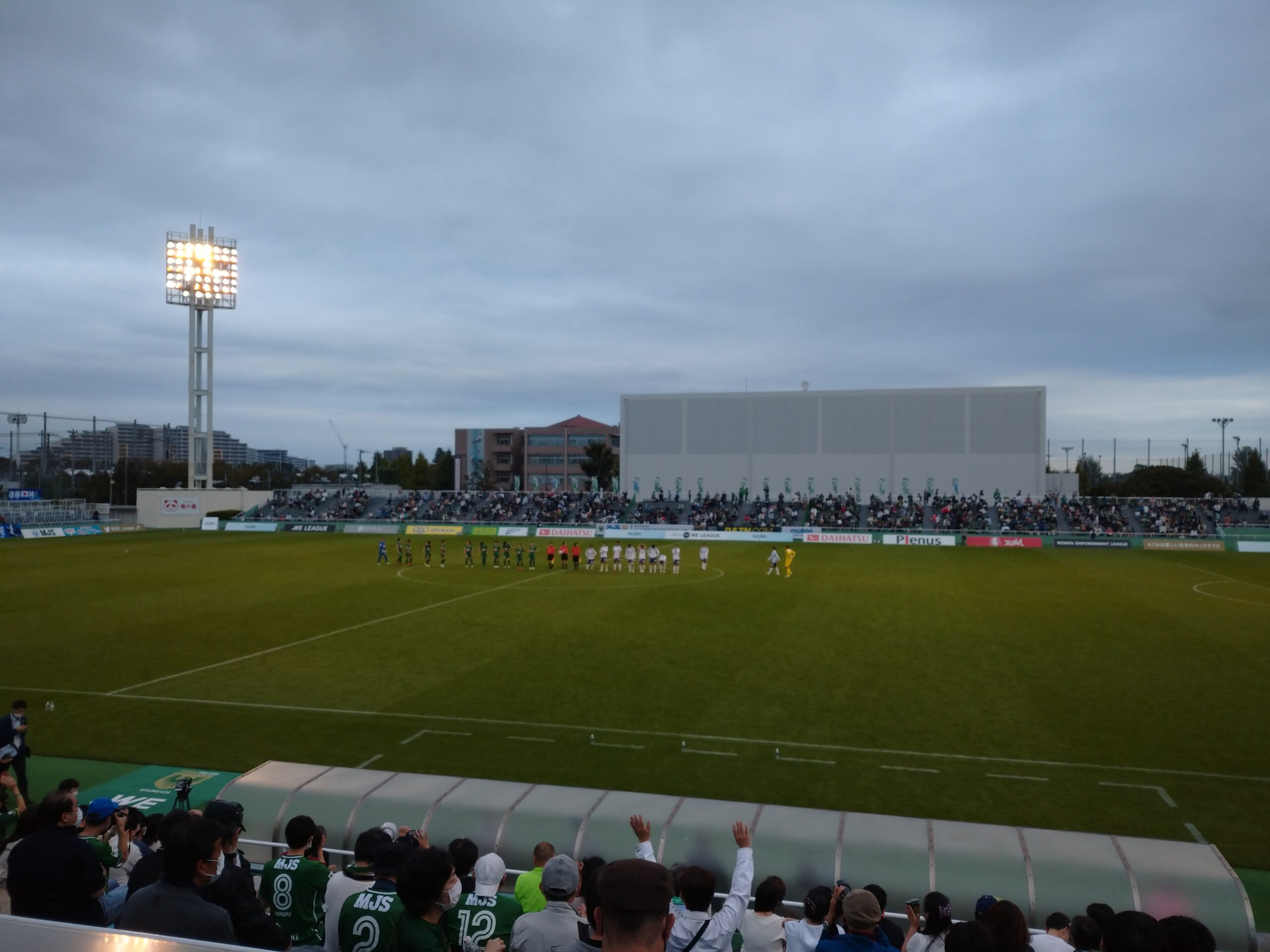 女子weリーグを取材するには 申請からスタジアムに入るまでの流れ Football For Employee